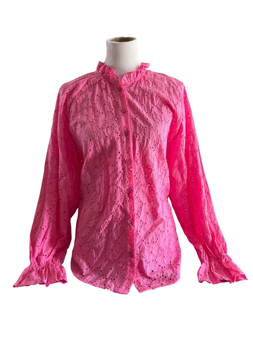 NWT Confident Style Eyelet Ruffle Collar Button-Down Blouse in Pink Size XL